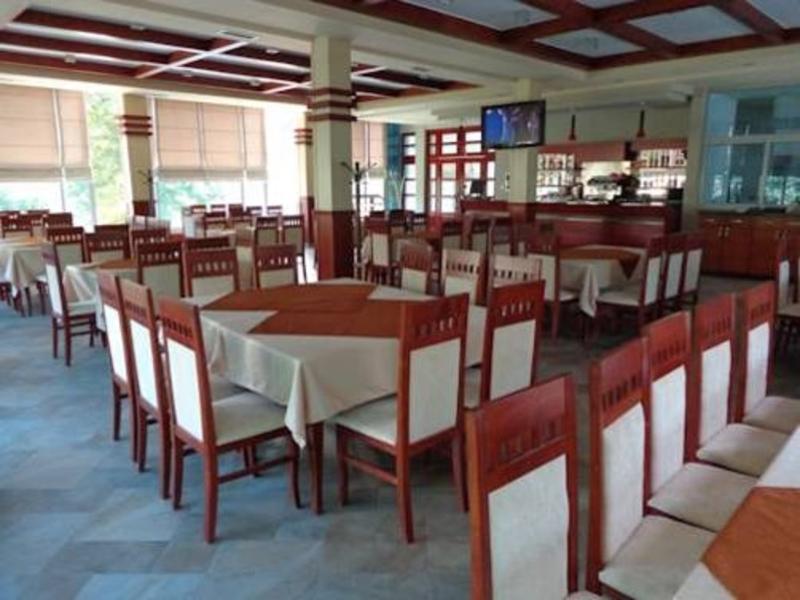 Hotel Piazza Peshkopi Zewnętrze zdjęcie